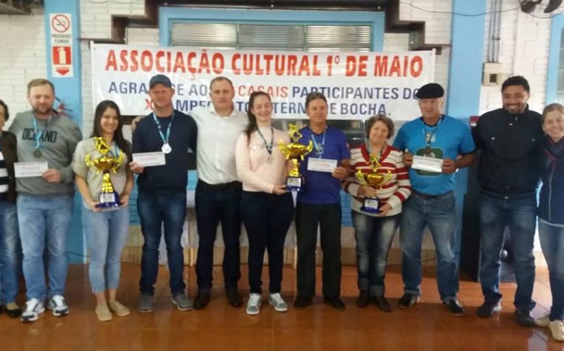 Prefeito Zado prestigiou final do Campeonato de Bocha de Casais na Esquina Céu Azul.