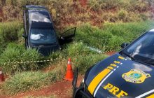 Perseguição policial termina em acidente com uma pessoa morta na região de Quatro Pontes