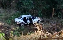 (VÍDEO) Condutor fica ferido após capotar veículo entre Curvado e Iguiporã