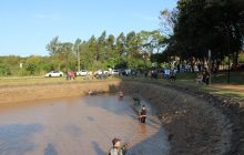 Entre Rios: População acompanhou retirada de peixes do Lago Municipal