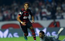 Flamengo bate São Paulo fora de casa e dorme no 3º lugar do Brasileiro