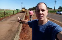 (WEB TV) Obras da Ciclovia entre São Clemente e São Roque, seguem em ritmo acelerado nesta manhã de sábado, em Santa Helena, Paraná