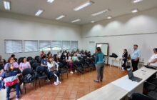 (VÍDEO) Oficina de contação de histórias visa despertar interesse pela literatura no oeste do Paraná