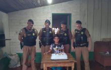 Policiais de Pato Bragado e Entre Rios do Oeste realizam sonho de criança em aniversário