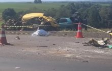 Homem morre em acidente envolvendo um carro e uma carreta na PR-280