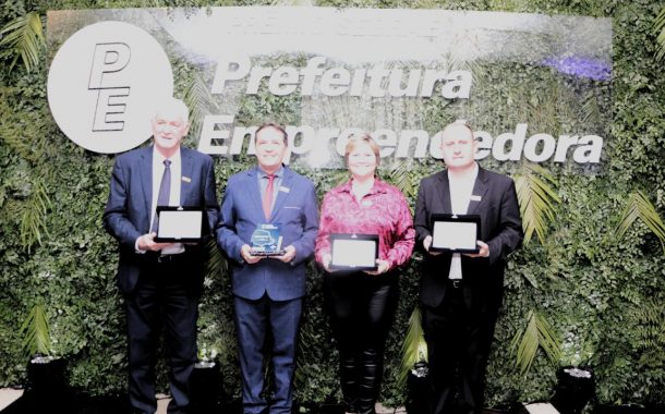 Região lindeira foi representada na final paranaense do Prêmio Prefeitura Empreendedora em cinco categorias