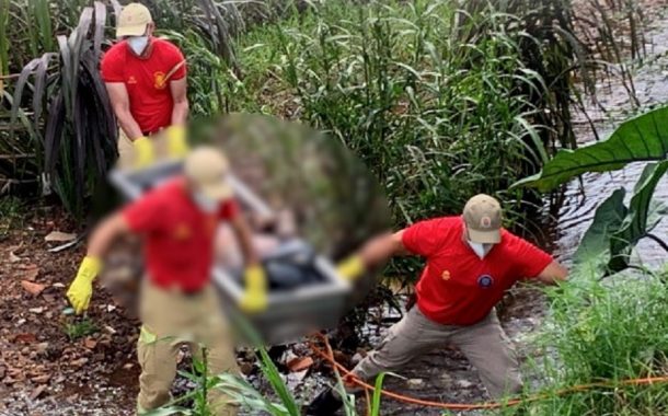 Cadáver encontrado em riacho é resgatado